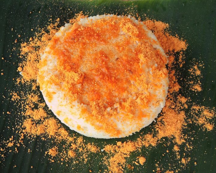 Thatte Ghee Podi Idly (1 piece)